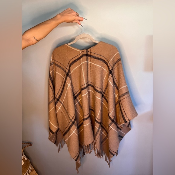 Abercrombie Cardigan - Picture 2 of 2